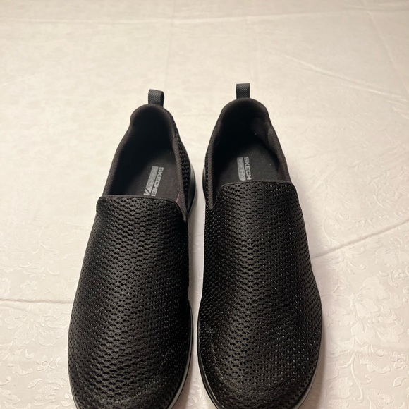 Skechers Women's Black Slip-On Loafers - Picture 2 of 9